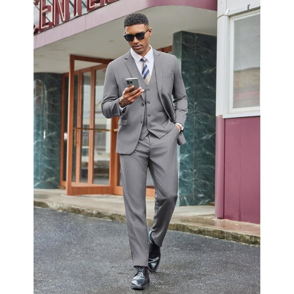 Men's Light Grey 3 Pieces Suits Classic Fit 2 Buttons Dress Wedding Business - Picture 3 of 7